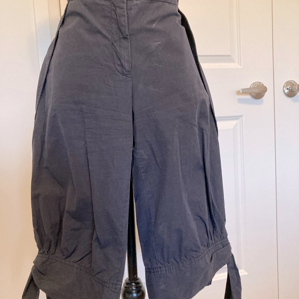 Stella McCartney authentic 100% cotton cropped pants, charcoal tone, size 6-8